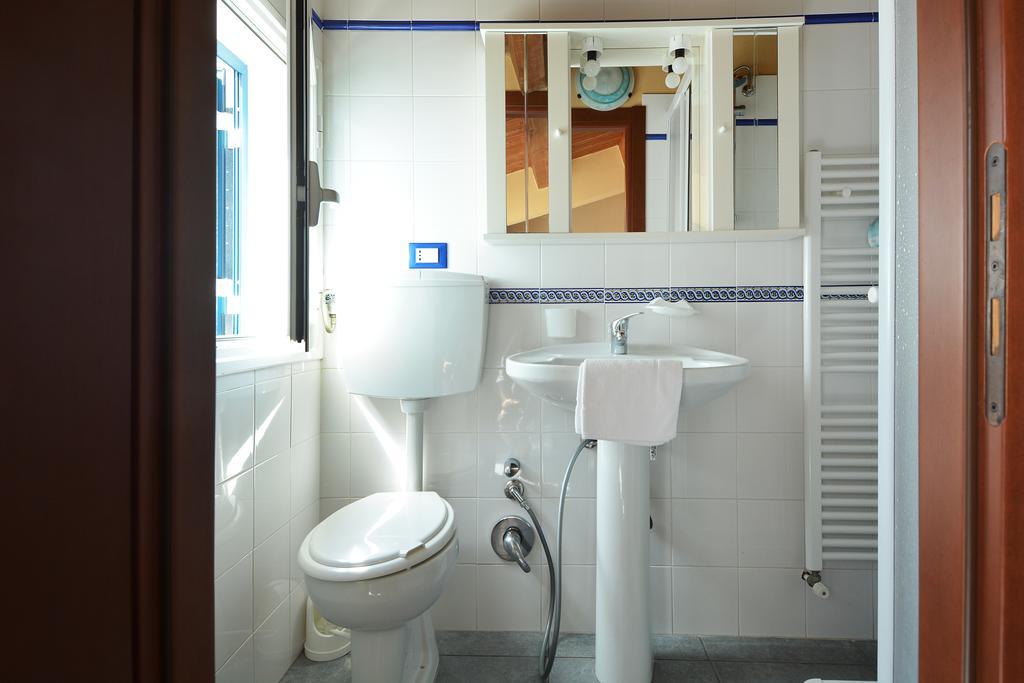 B&B La Castellana Marina di Ragusa Bagian luar foto