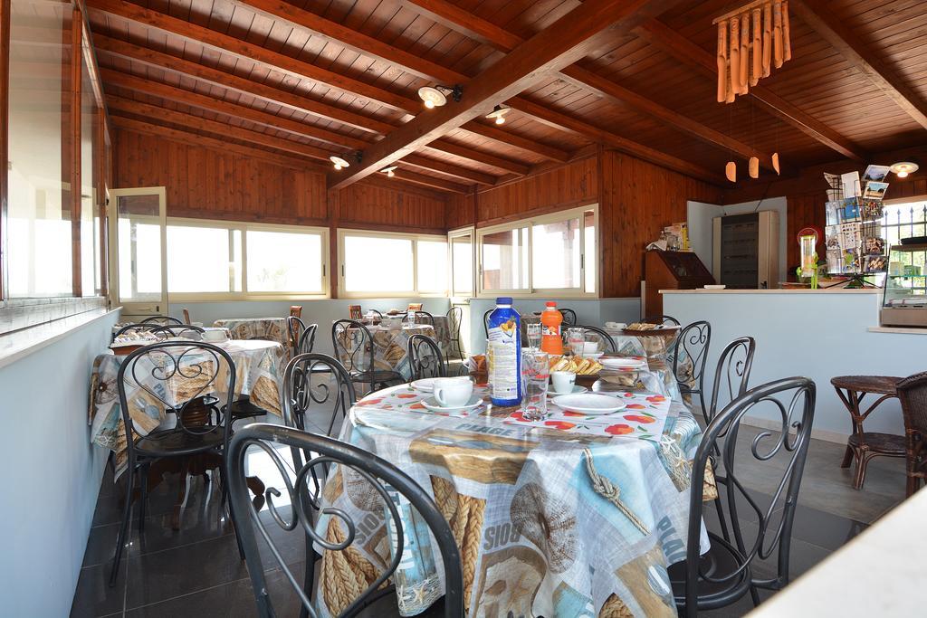 B&B La Castellana Marina di Ragusa Bagian luar foto