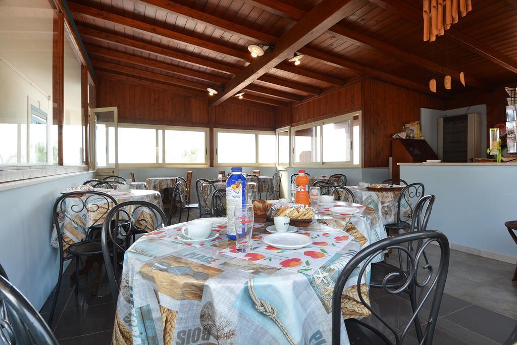 B&B La Castellana Marina di Ragusa Bagian luar foto