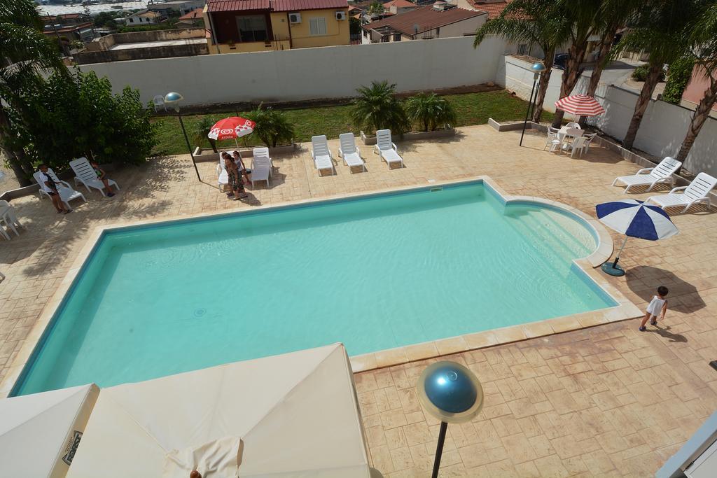B&B La Castellana Marina di Ragusa Bagian luar foto