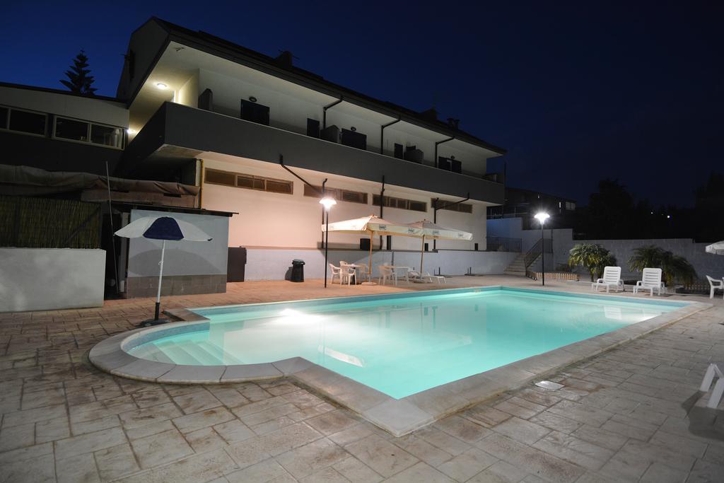 B&B La Castellana Marina di Ragusa Bagian luar foto
